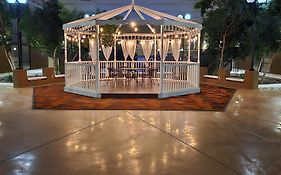 Clarion Inn & Suites Roswell